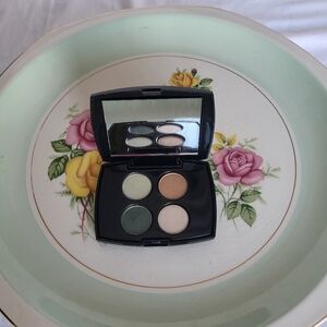 New Lancome Eyeshadow Quad Mini Palette- Green and Cream, 4Edge